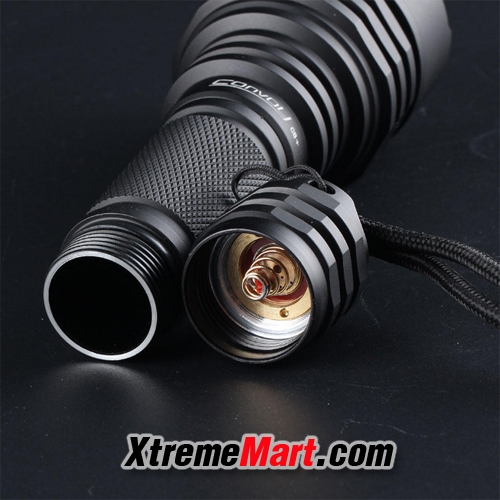 ไฟฉายพกพา Convoy C8+ SST40 แสงขาว 2000LM LED Portable Flashlight (สีดำ)