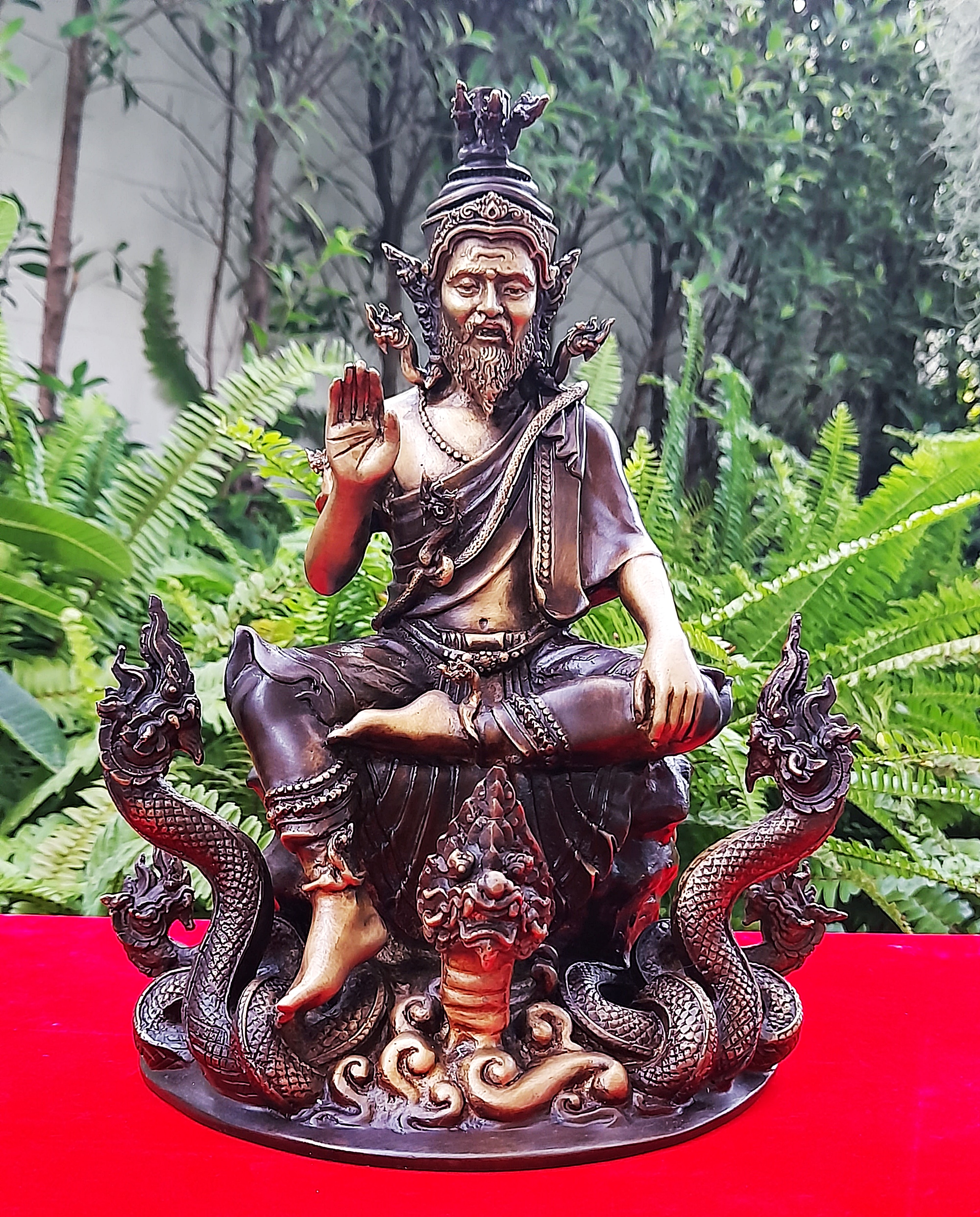 รูปหล่อ พ่อปู่ฤาษี พญานาค(ปู่ฤาษีภุชงค์ บรมครูแห่งสายพญานาคราช) (องค์ขนาดกลาง ตั้งบูชา หน้าตัก5นิ้ว ฐาน8นิ้ว สูง10นิ้ว ครึ่ง) เนื้อทองเหลือง #รับประกันแท้ #เข้าพิธีบวงสรวงแล้ว