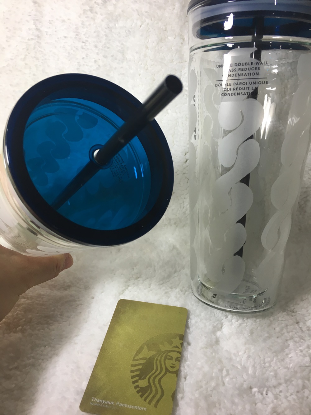 แก้วสตาร์บัคส์แท้จากอเมริกา Starbucks Cable Knit Sweater Glass Cold Cup 20oz แก้วหนา น้ำหนักเบาหายาก