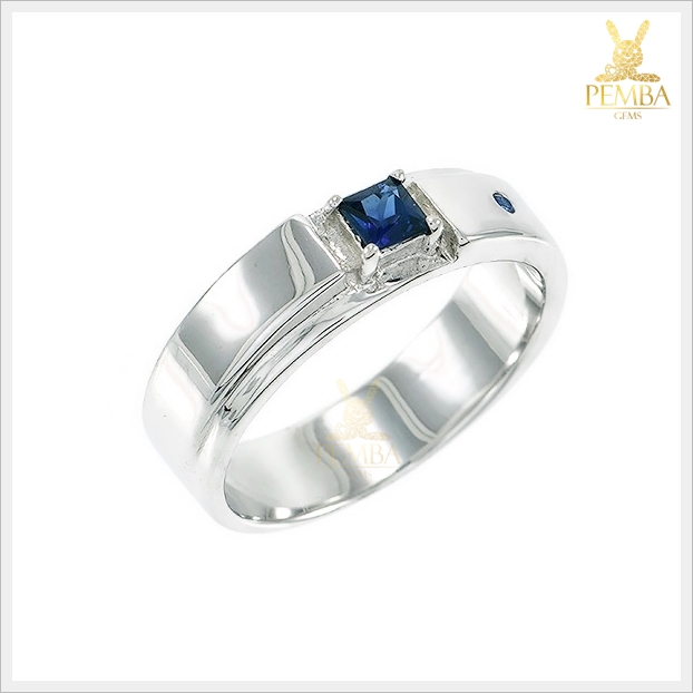 แหวนไพลินแท้ เงินแท้925 ชุบทองคำขาว ทรงสี่เหลี่ยม ใส่เสริมเพิ่มความมั่นใจ