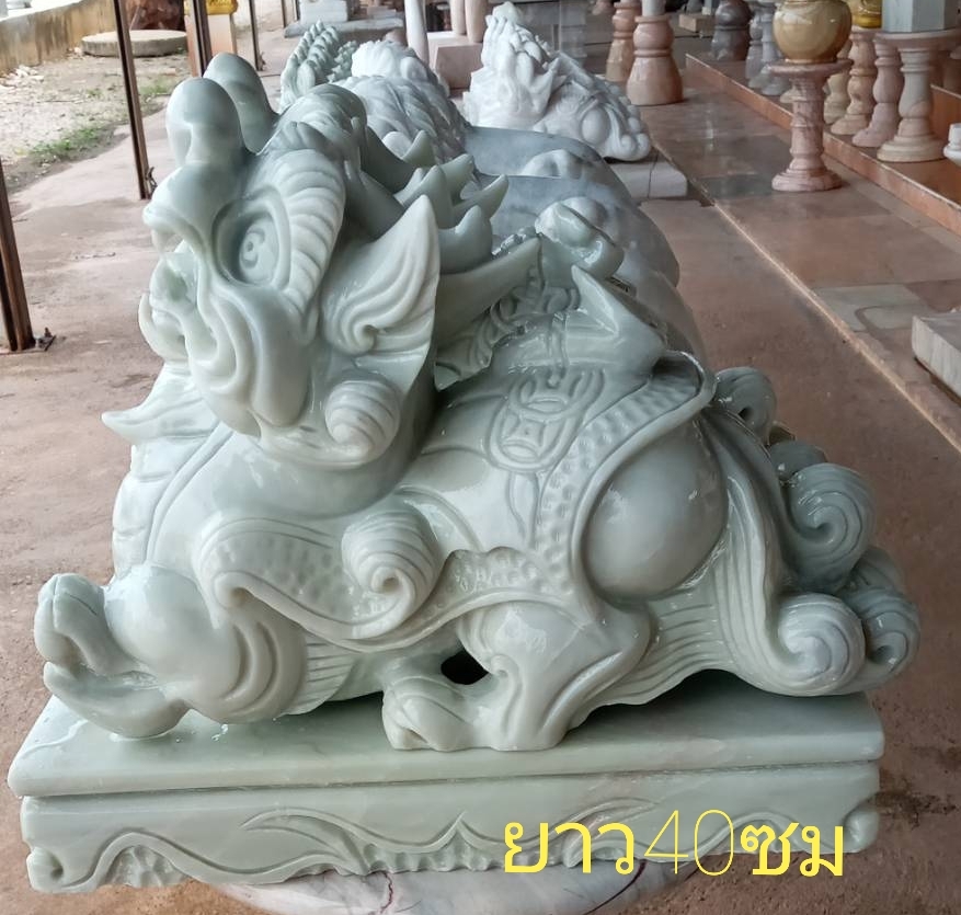 ปี่เซี๊ยะหินอ่อนขาวเขียว ยาว40 เซนติเมตร