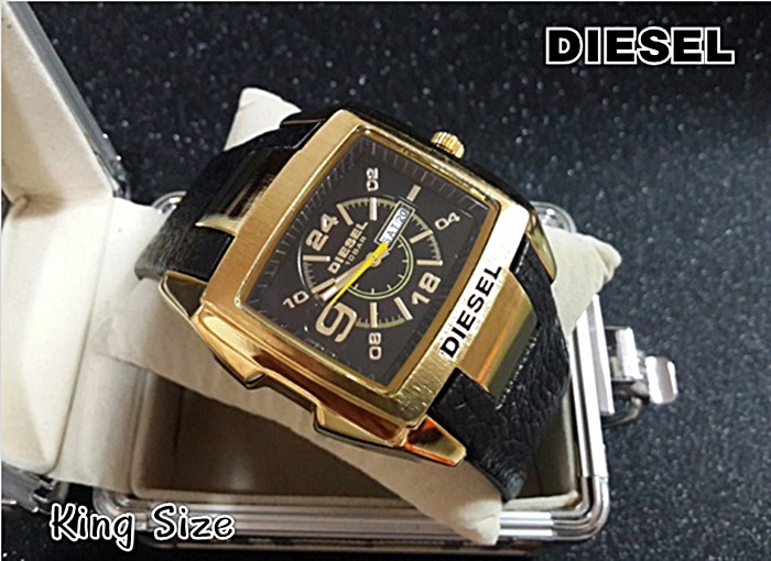 นาฬิกา แฟชั่น Diesel สีทอง สายหนังสีดำ หน้าปัดสีดำ
