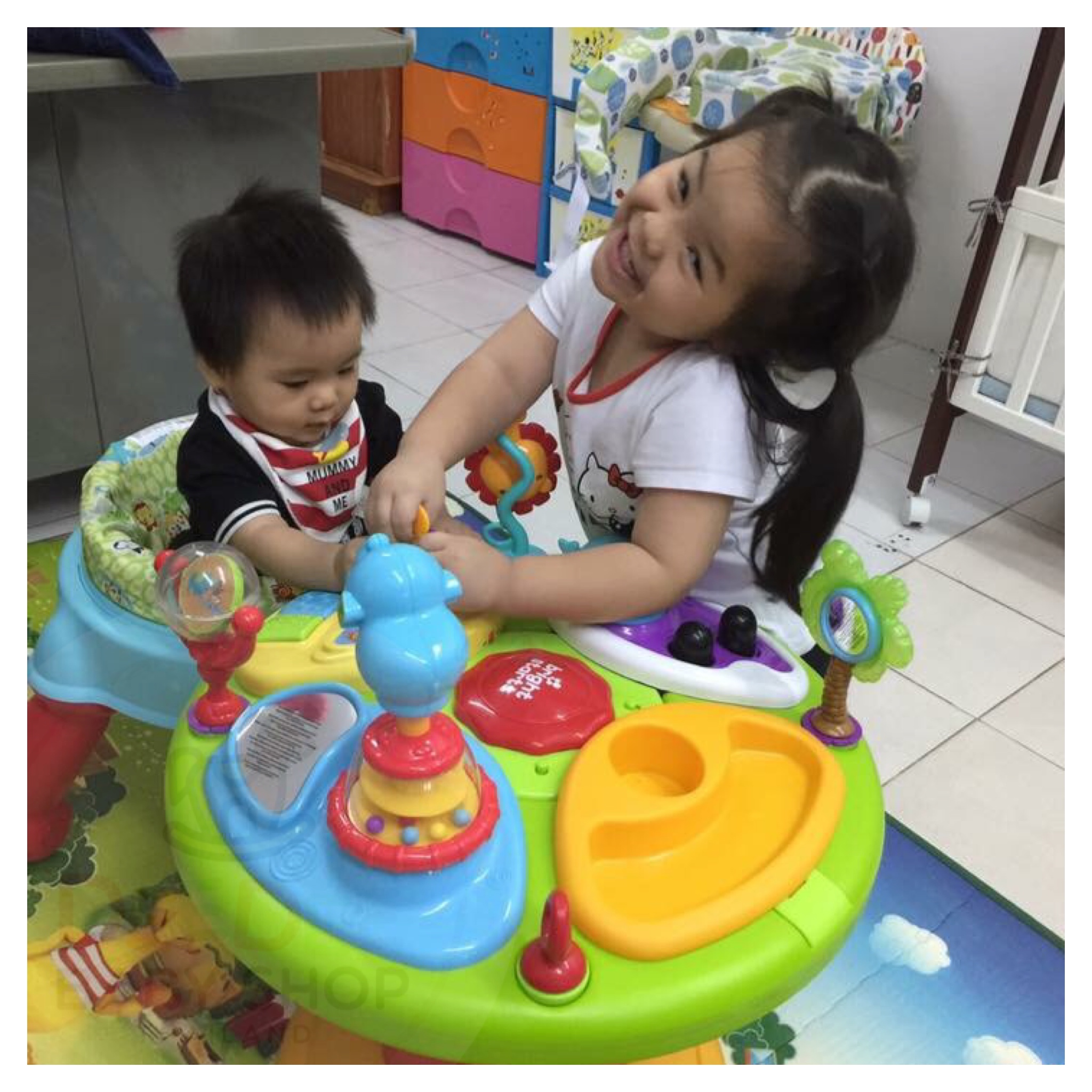 โต๊ะกิจกรรมเสริมพัฒนาการ Bright Starts Around We Go Zippity Zoo 3-in-1 (AWG)