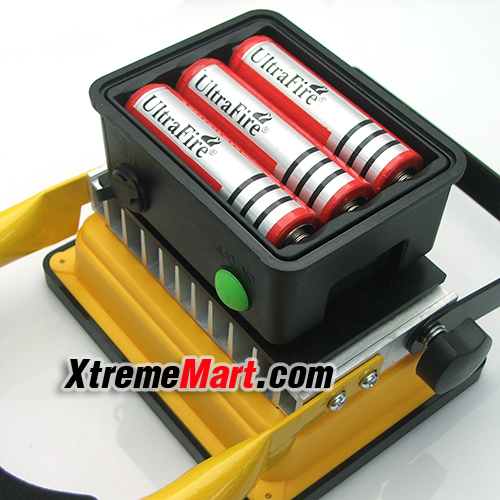 ไฟฉายสปอร์ตไลท์ 30W 24 LED W804 IP65 LED Floodlights 2400LM Rechargeable Outdoor Lawn Lamp