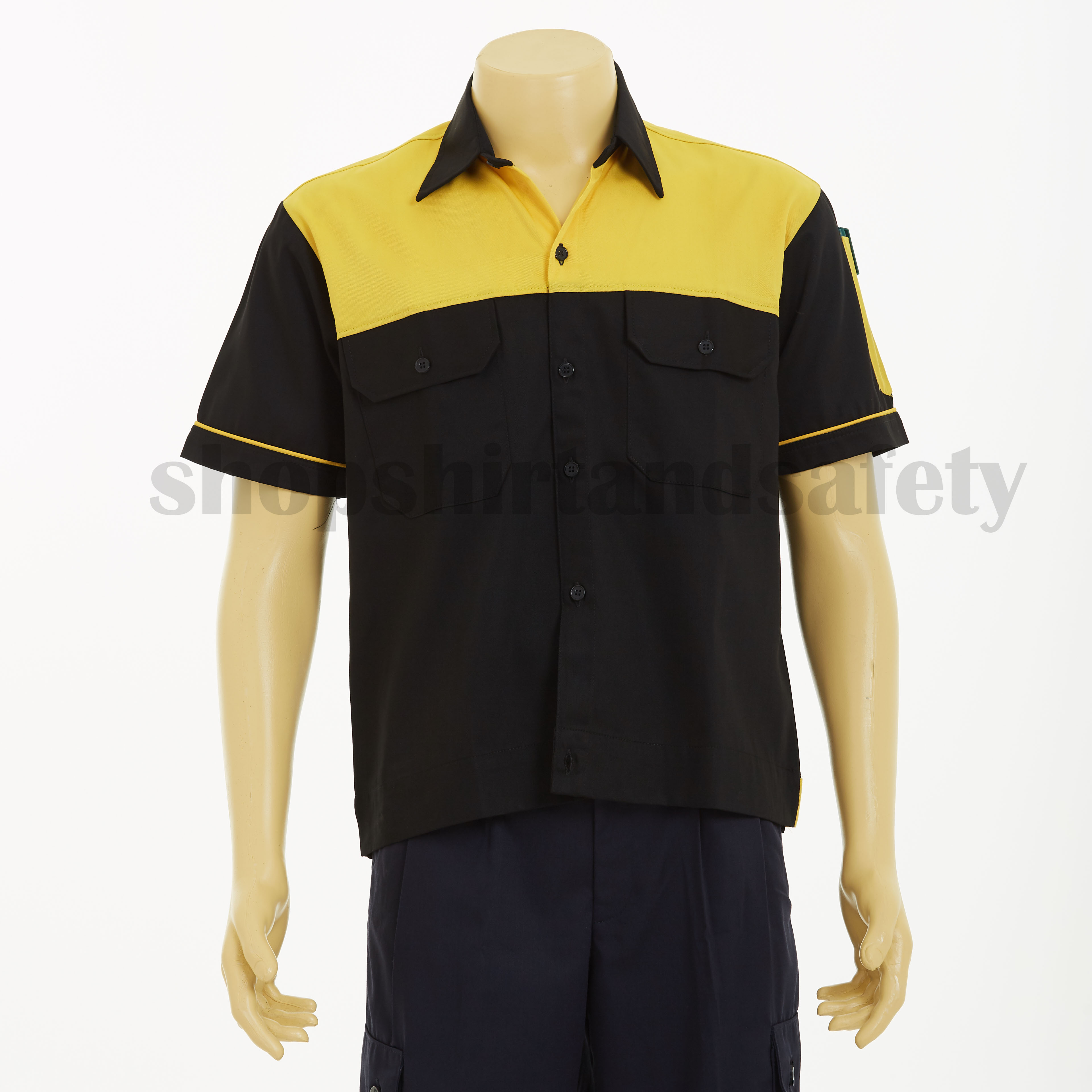 เสื้อช็อปแขนสั้นแบบดำอกเหลือง