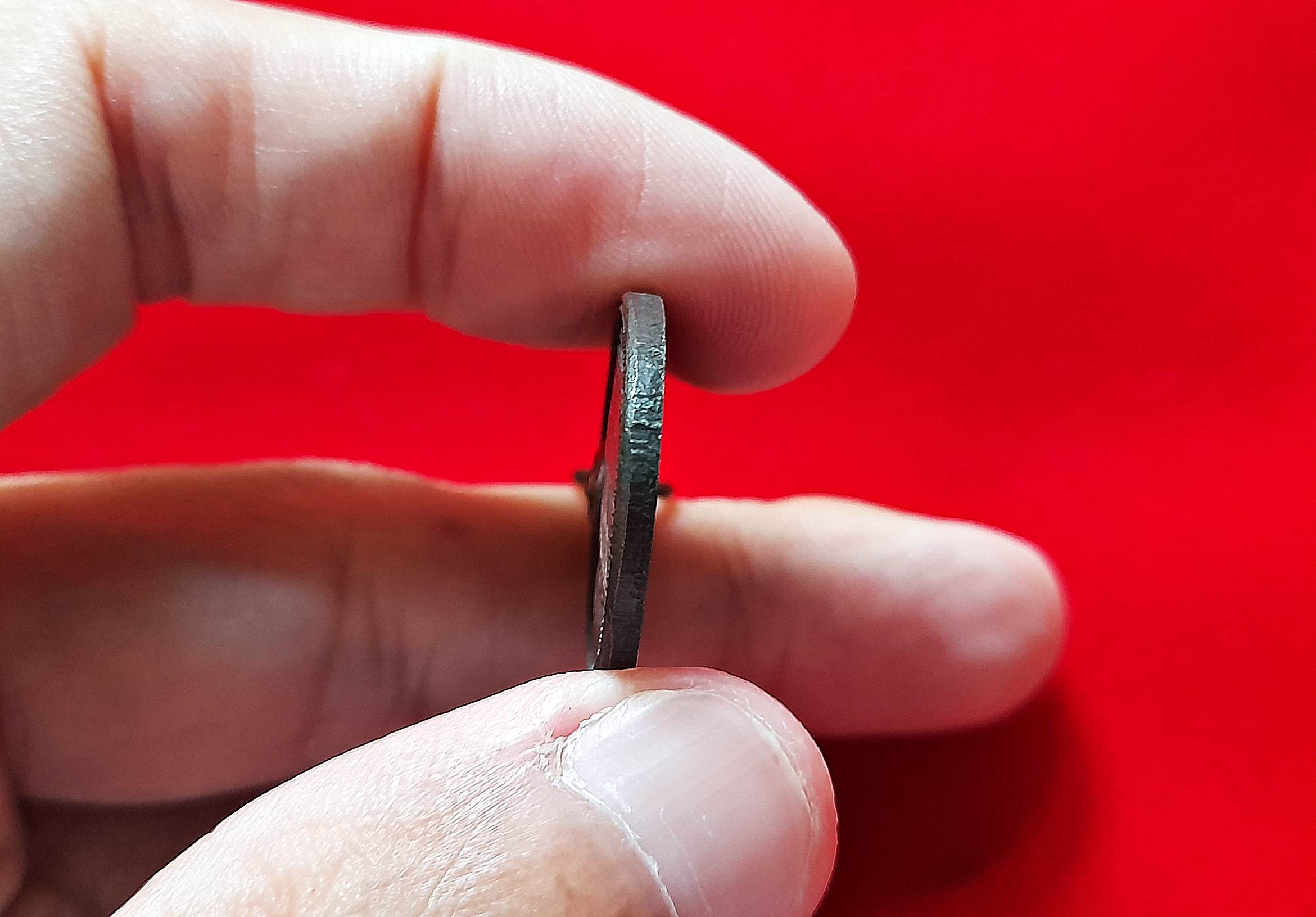 เหรียญ รุ่น2 หลัง ยันต์นะพรชัย ถุงเงินมหาลาภ เนื้อทองแดง ปี2519 #รับประกันแท้และทัน - หลวงพ่อยงยุทธ วัดเขาไม้แดง จ.ชลบุรี