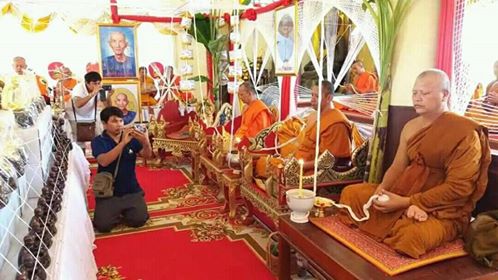 เซียนแปะโรงสี วัดศาลเจ้า รุ่นเศรษฐีสมปรารถนา ขนาดบูชา 9นิ้ว ฐานมังกร เนื้อโลหะรมดำ