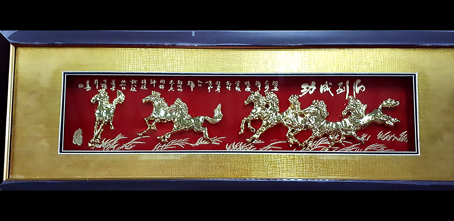กรอบรูป ม้าทอง ม้ามงคลนำโชค 8ตัว อักษรมงคลจีน (ขายปลีก ขายส่ง)