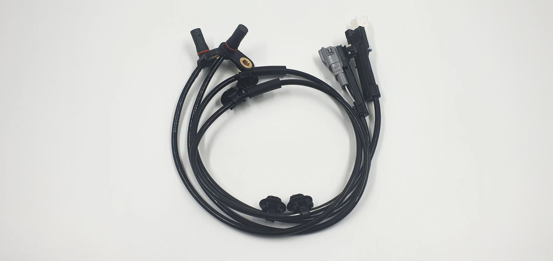 เซ็นเซอร์ ABS เพลาลอย ใช้กับ Toyota Vigo Revo (ราคาต่อคู่ L+R)