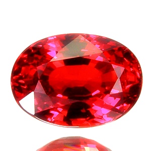 พลอยทับทิม รูปไข่2.13 กะรัต ขนาด 5.69x8.00x4.79 มิล สีแดงสวย ไม่ติดส้มเลย เนื้อสะอาด 98-99%ขึ้นไป รูปร่างสวย ไฟดี จากแทนซาเนีย