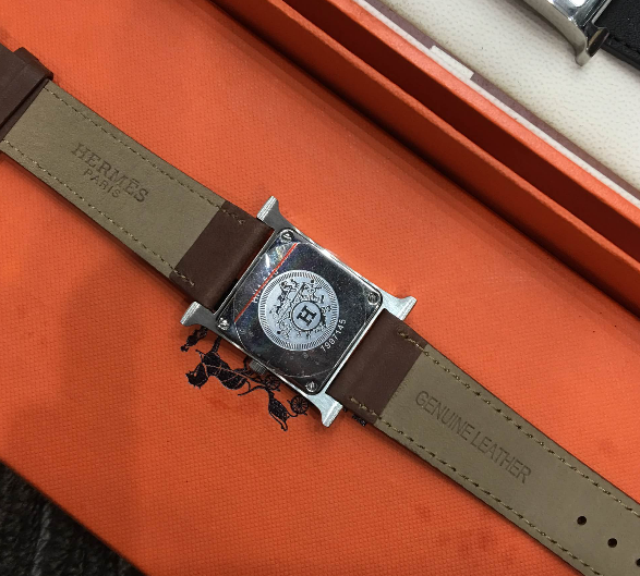 นาฬิกา hm heure h watch สายสีดำและน้ำตาล