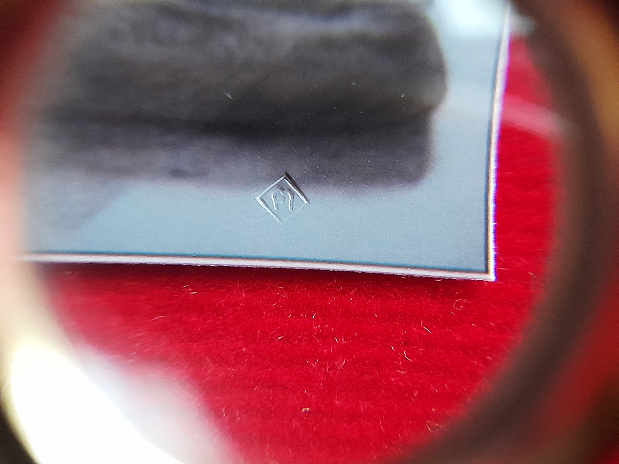 รูปภาพ หลวงปู่เดินหน อิเกสาโร(หลวงปู่เทพโลกอุดร) (ตอกโค็ด) หลังจีวร (ขนาดพกพา) ปี2563 #รับประกันแท้ - จัดสร้างโดย ฅนขลังคลังวิชา