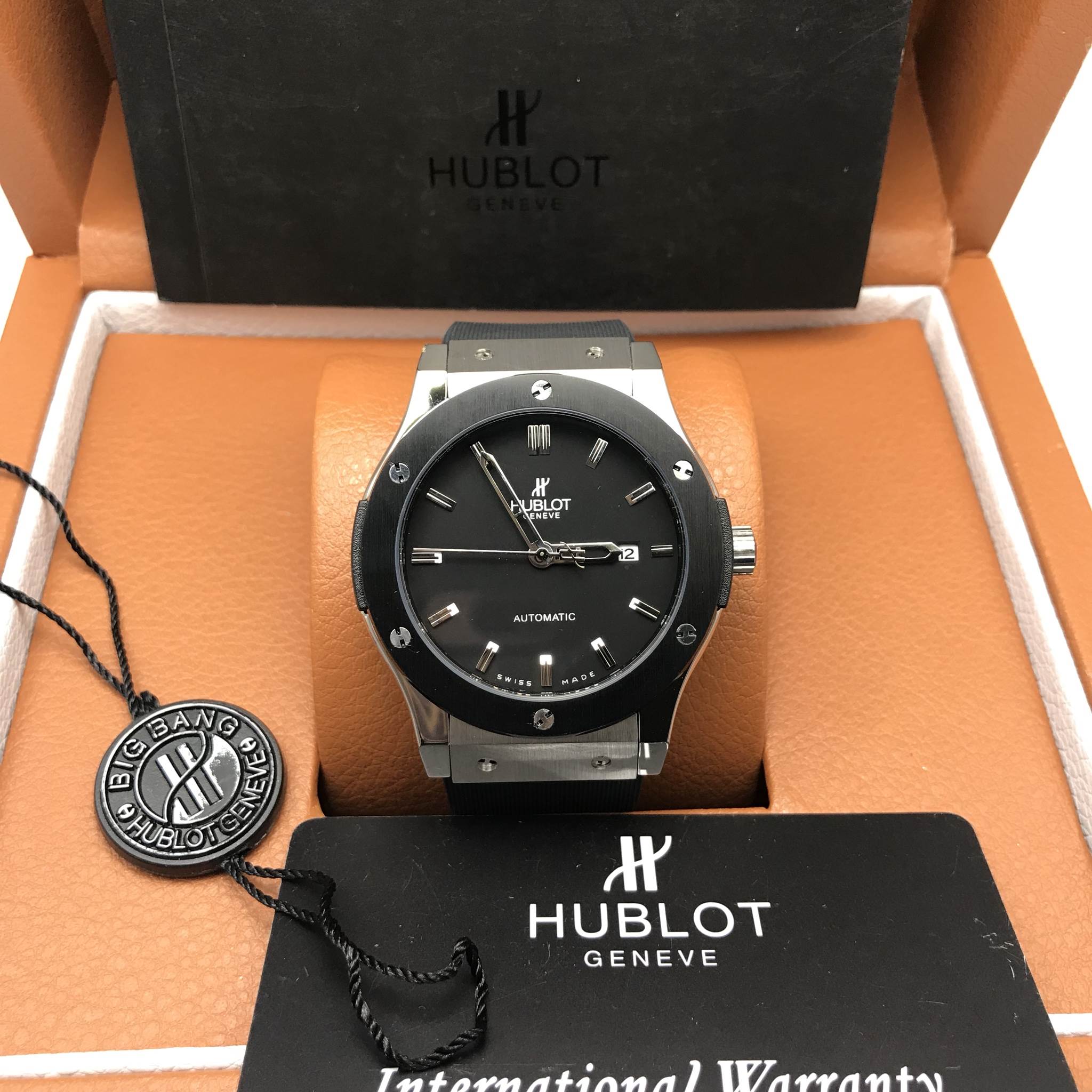 นาฬิกา Hublot ฺBig Bang Chronograph งาน Mirror Swiss Black สายซิลิโคนดำ หน้าดำ ขอบดำ