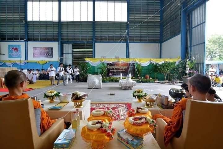 รูปหล่อ หลวงปู่เทพโลกอุดร(ลอยองค์ ขนาดห้อยคอ) เนื้อทองแดงนอก ปี2561 #รับประกันแท้ - หลวงพ่อเล็ก วัดท่าขนุน ปลุกเสก