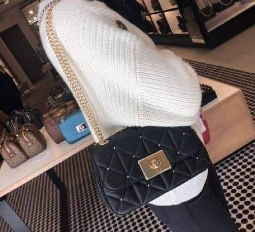 Coach Crossbody With Studded Diamond Quilting (แอดไลน์ก่อนสั่งซื้อ)