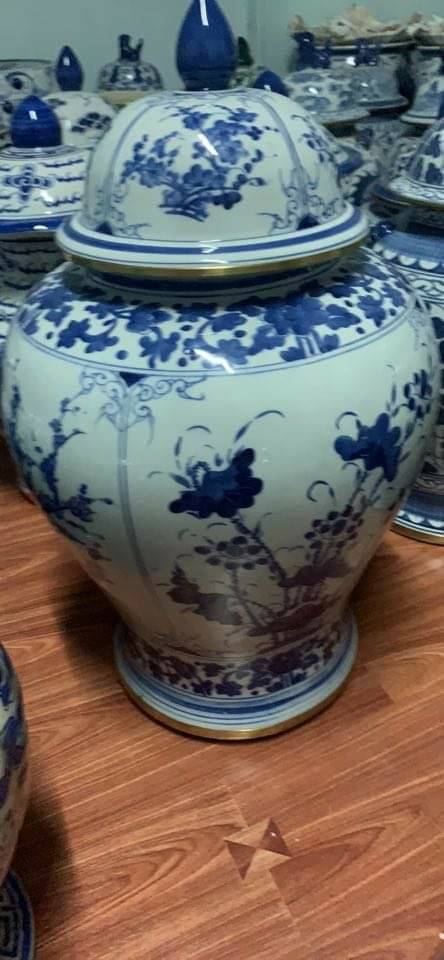 โถใหญ่ ทรงสูง กระเบื้องลายคราม (สูง24-25นิ้ว)