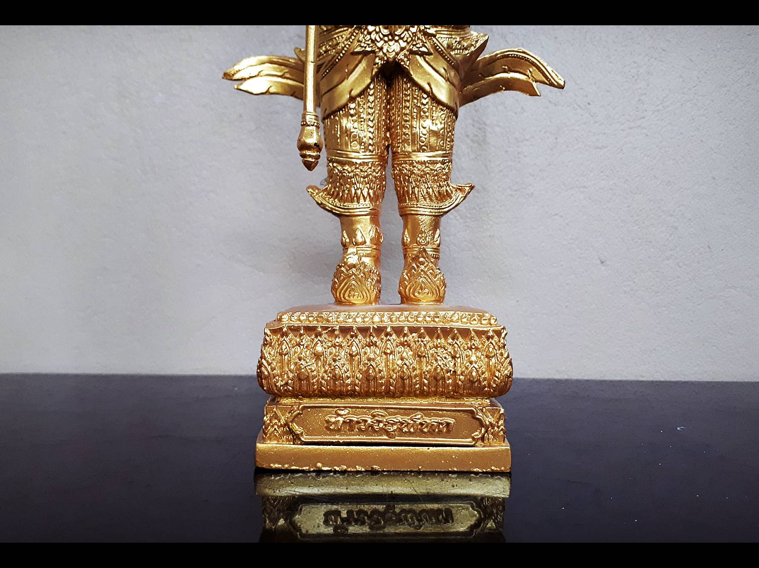 รูปหล่อ ท้าวมหาราชทั้งสี่ (ท้าวจตุโลกบาลทั้งสี่ : เวสสุวรรณ ธตรฐ วิรูปักษ์ วิรุฬหก) ท้าวมหาราชทั้ง4องค์ (เข้าพิธีปลุกเสก เรียบร้อย ที่วัดท่าซุง ปี2556) องค์ใหญ่ขนาดบูชา สูง50ซม