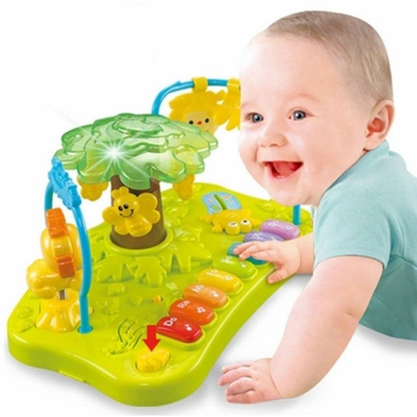 เก้าอี้ทานข้าวพร้อมของเล่นเสริมพัฒนาการ Royalcare Booster Seat Rainforest