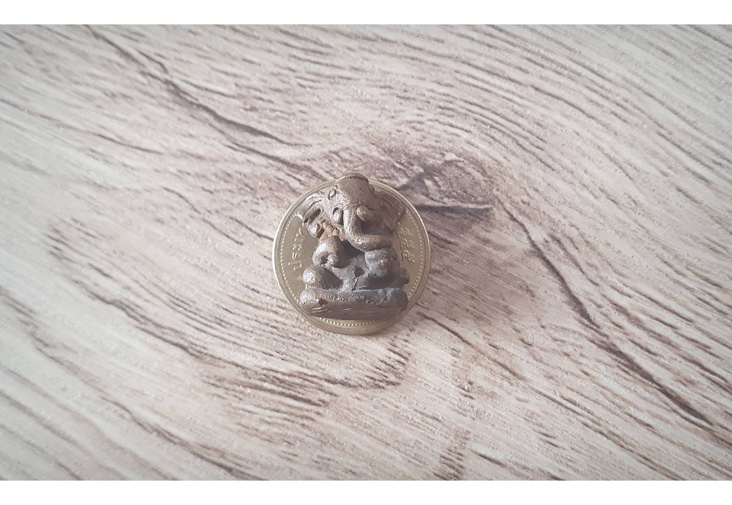 พระพิฆเนศ เนื้อนวโลหะสำริด (ปี2558 รุ่น สำเร็จสมปรารถนา ต่ออายุ ต่อเงินต่อทอง สุขสถาพรอิ่มใจ)