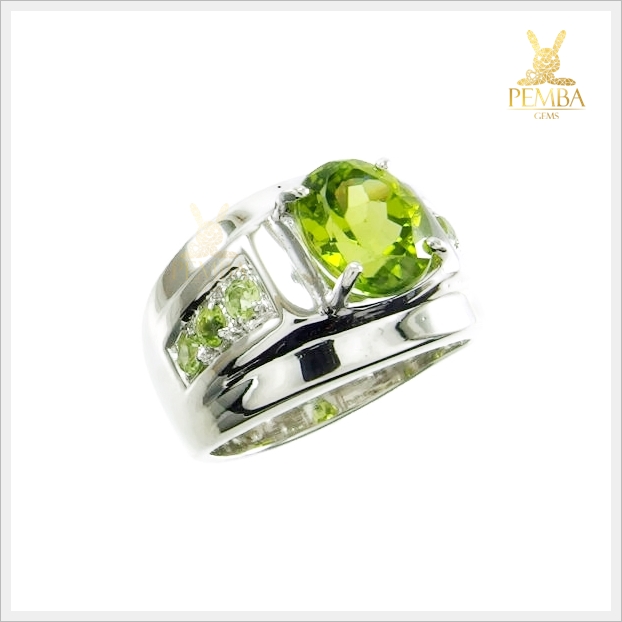 แหวนเพริดอตแท้ สีเขียวสดใบไม้อ่อน เงินแท้925 ชุบทองคำขาว แหวนพลอยแท้