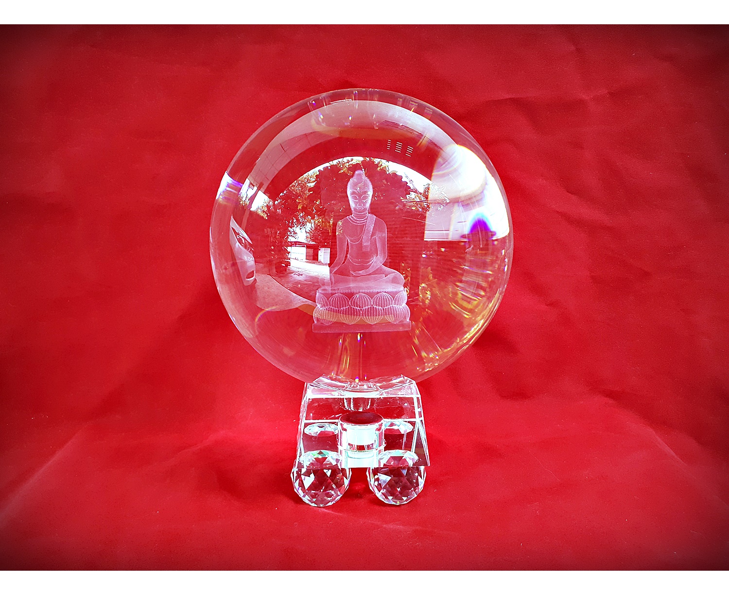 ลูกแก้ว ลาย พระพุทธรูป 3 มิติ ขนาด 8นิ้ว (20ซม.) พร้อมฐานไม้รองวาง