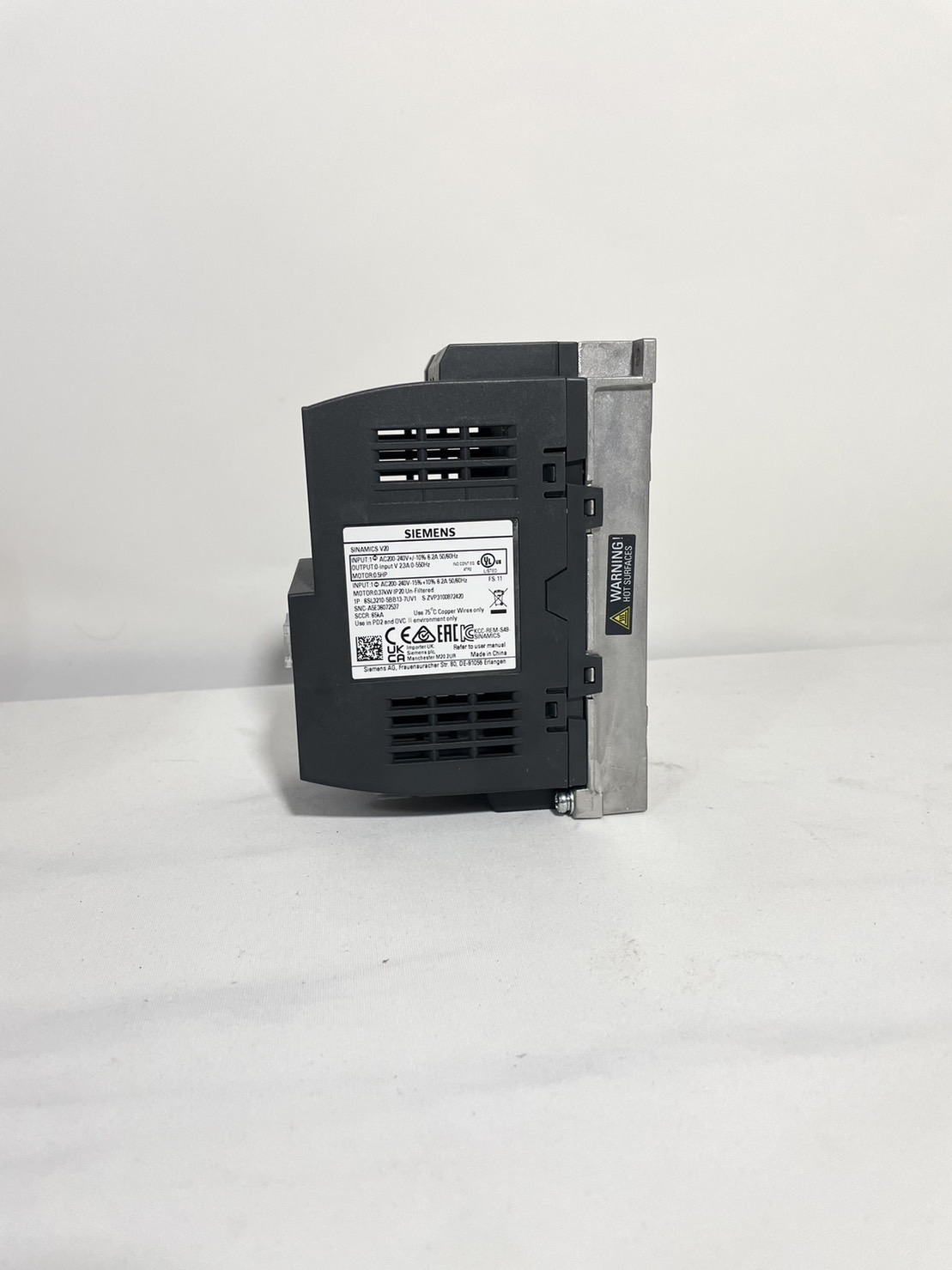 SIEMENS SINAMICS V20 MODEL:6SL3210-5BB13-7UV1 0.37KW 1AC 230V