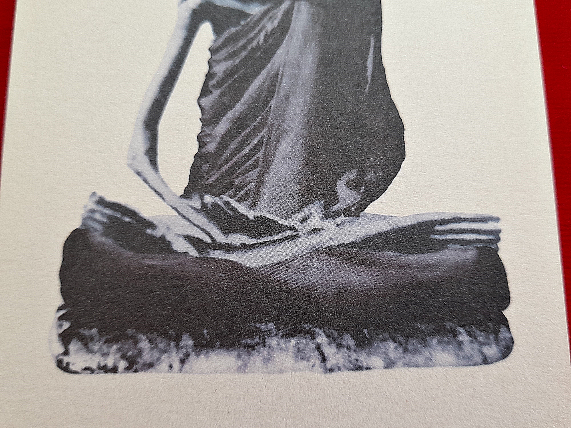 รูปภาพ หลวงปู่เดินหน อิเกสาโร(หลวงปู่เทพโลกอุดร) หลังยันต์ตรีนิสิงเห ปี2560 #รับประกันแท้ - (จัดสร้างโดย ฅนขลัง คลังวิชา)