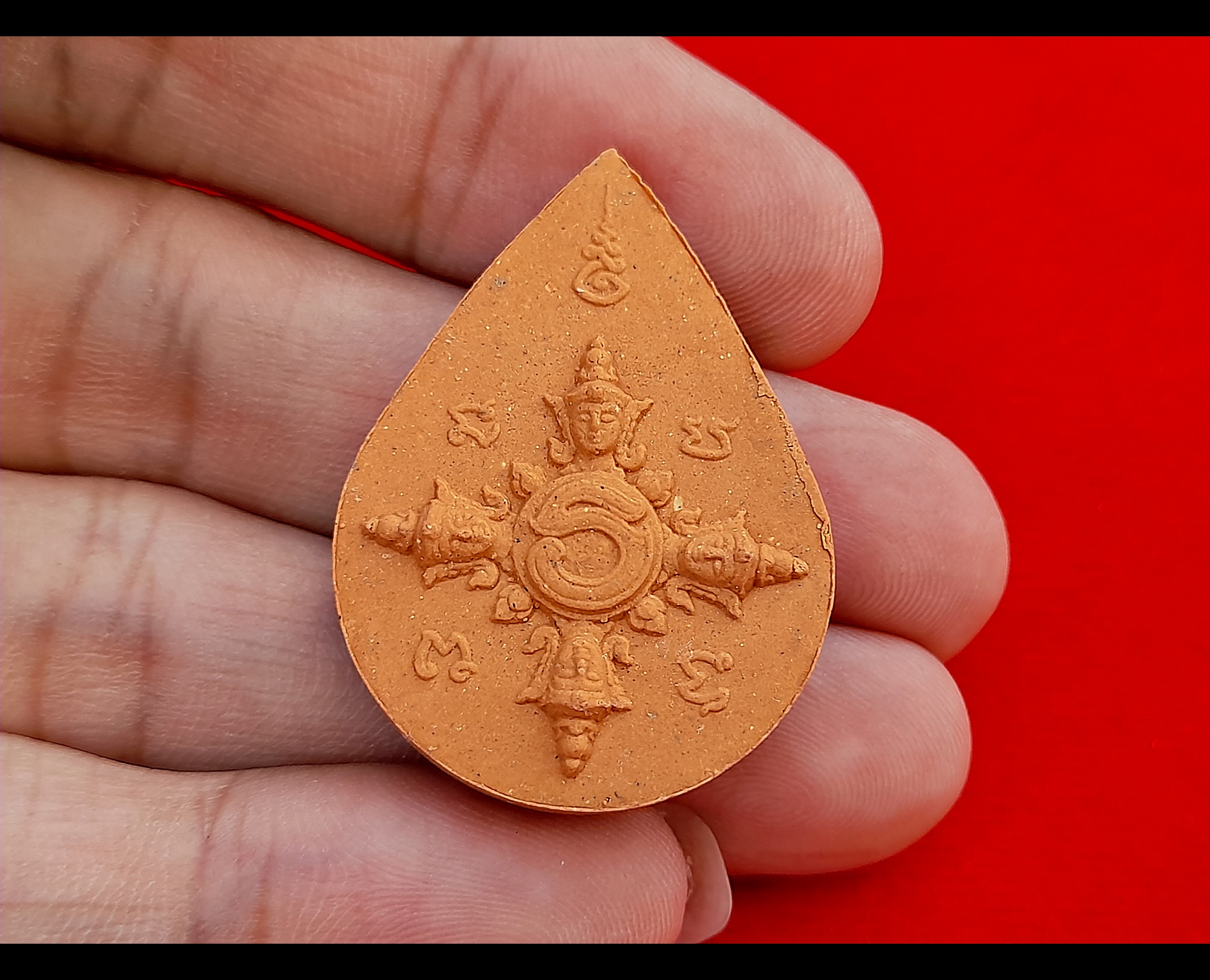 เหรียญ พระสุนทรีวาณี หลัง พระพรหม เนื้อผง(ขนาดห้อยคอ พกพา) ปี2558 #รับประกันแท้ - หลวงพ่อเจ้าคุณธงชัย วัดไตรมิตรวิทยาราม