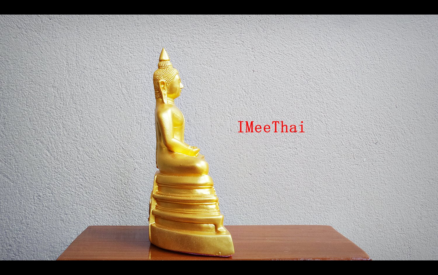 รูปหล่อ หลวงพ่อโสธร เนื้อ เรซิ่นสีทอง (หน้าตัก3นิ้ว ฐาน5นิ้ว)