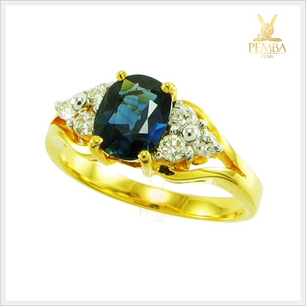 แหวนไพลินจันท์ หายาก สวมใส่บนนิ้วโดดเด่นสะดุดตา(สามารถสั่งทำได้ค่ะ)