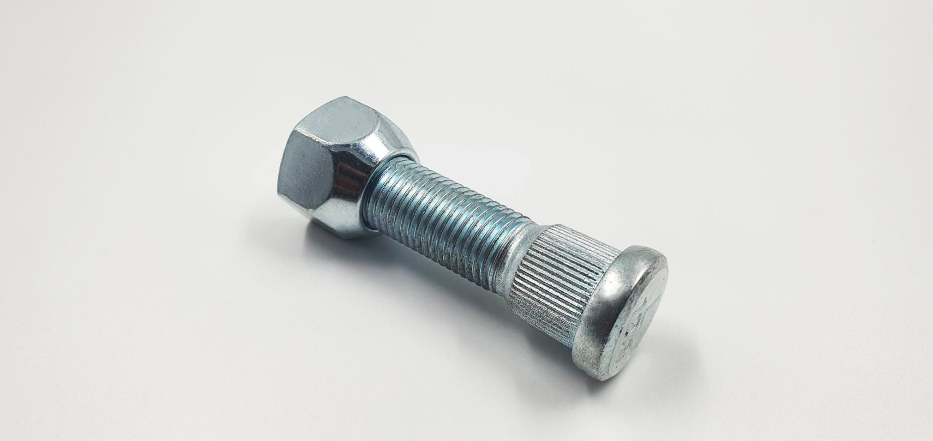 น็อตดุมล้อ เพลาลอย L หมุนซ้ายเข้า หมุนขวาออก (ราคาต่อ 1 ตัว) สินค้าใหม่จากโรงงาน