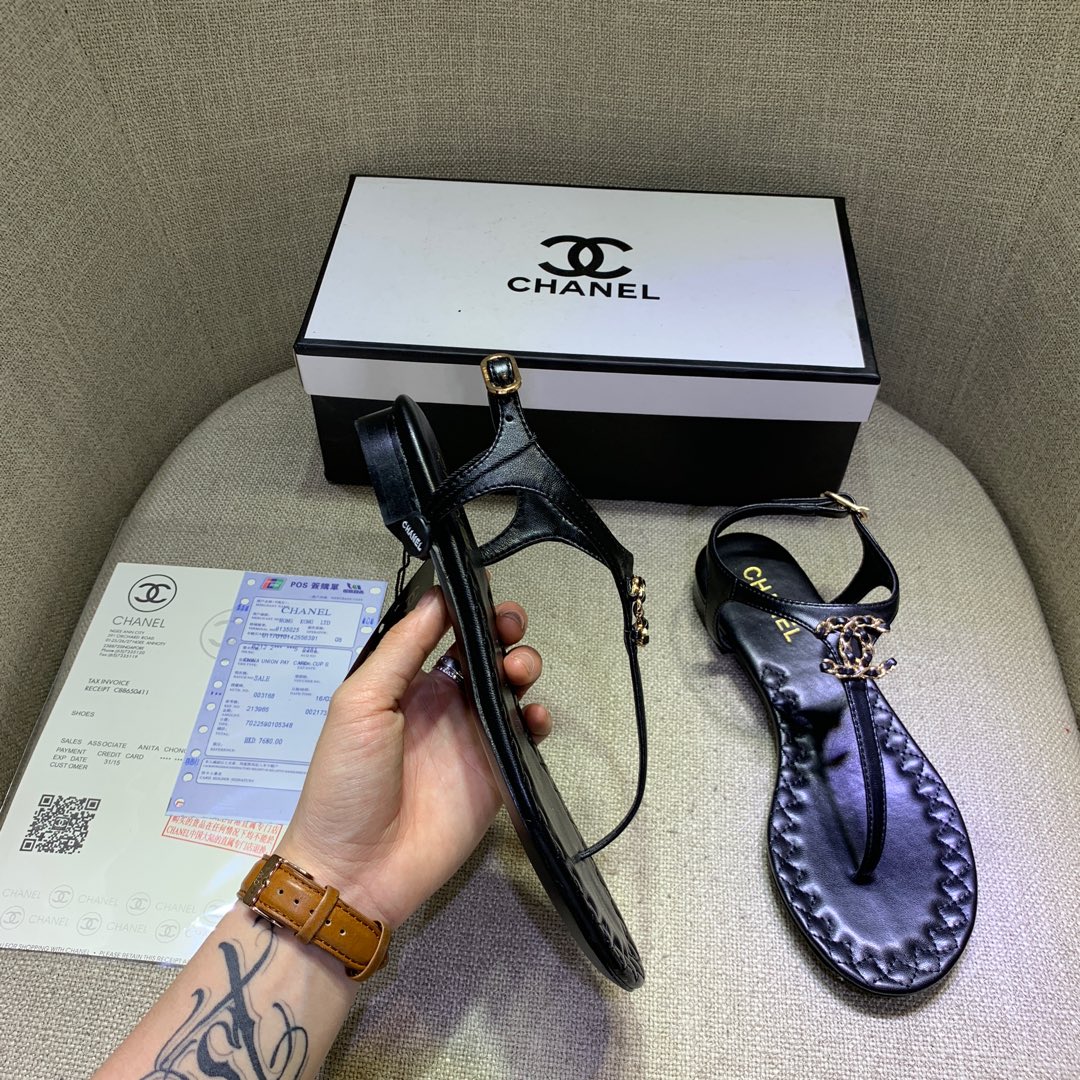 รองเท้าแตะ cn flat sandal แบบรัดส้น ไซส์ 34-40