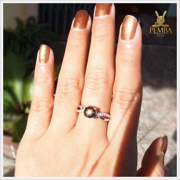 แหวน Black Star Sapphire สวยเก๋ มีเสน่ห์น่าค้นหา แหวนพลอยแท้