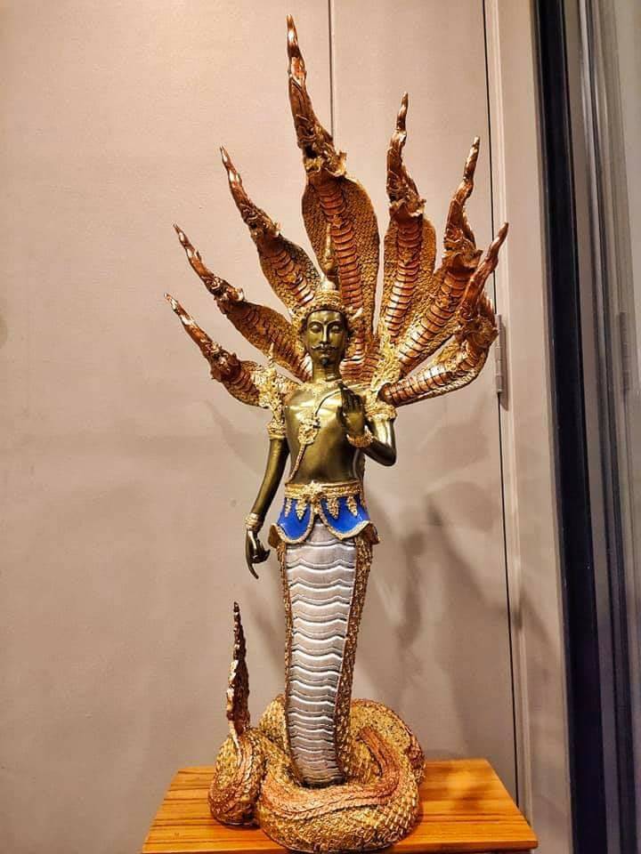 รูปหล่อ ท่านปู่ท่านย่า พญานาคราช ปางกายมนุษย์(คู่ชายหญิง)นาคปรก9เศียร เนื้อไฟเบอร์ (ขนาดใหญ่ตั้งบูชา สูง70ซม)