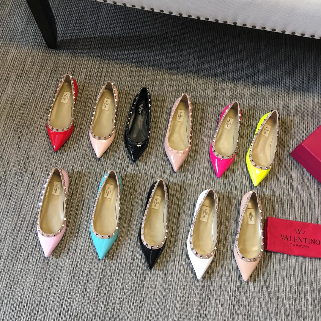 รองเท้า valen rockstud flat หนังแท้ size 34-42 พื้นยาง 2990 พื้นหนัง 3500