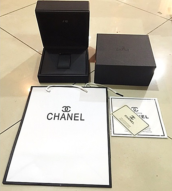 กล่องนาฬิกา แบรนด์ Chanel รุ่น J12