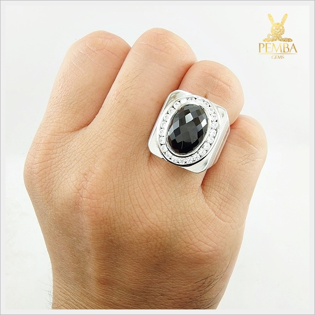 แหวนนิลแท้ เงินแท้925 ชุบทองคำขาว เสริมอำนาจบารมี โดดเด่นเต็มๆ นิ้ว