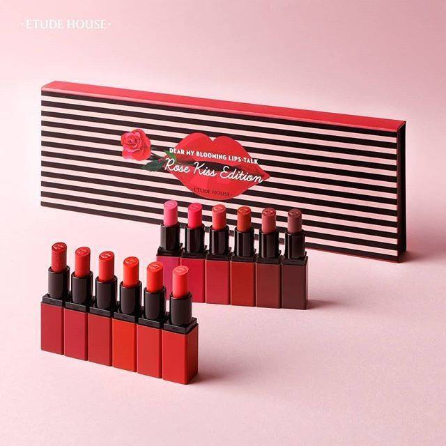 (ขายส่ง 1300.-) Etude Dear My Blooming Lips - Talk Rose Kiss Edition 1.4g x 12 แท่ง ลิปสติกแท่งมินิ เนื้อครีม 6 เนื้อชิฟฟ่อน 6 สวยทุกสี mix & match ได้ทุกวัน