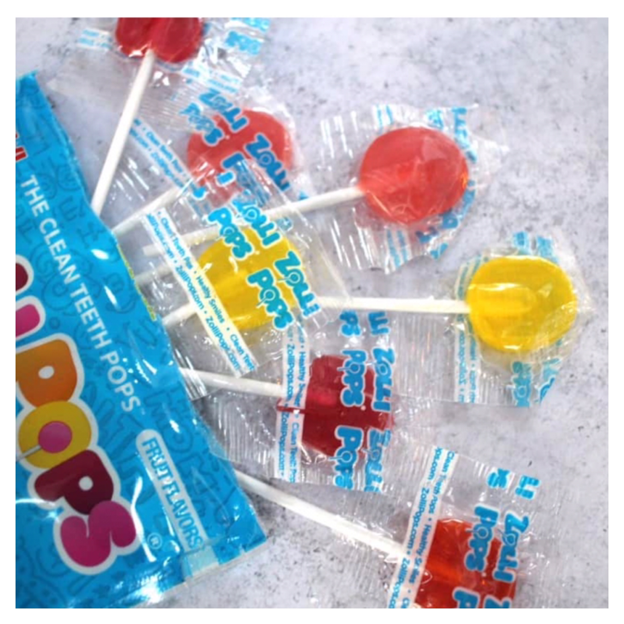 ลูกอมป้องกันฟันผุสำหรับเด็ก Zolli Pops THE CLEAN TEETH POPS (3.1 Oz.)