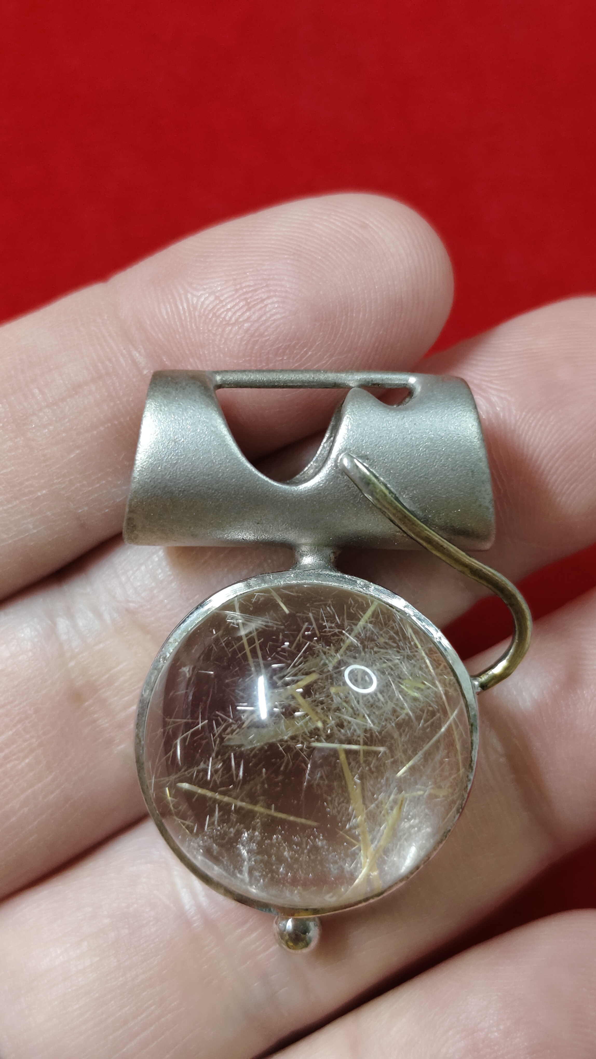 #จี้หินไหมทองมีประกายรุ้ง รหัสC-036