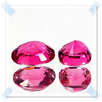 พลอย Pink Tourmaline Untreat สีชมพูหวานมากๆค่ะ สีสวย สีเหมือนกัน น้ำหนักรวม 3.41 กะรัต รูปสี่เหลี่ยมจอทีวี และรูปไข่ เนื้อสะอาดไม่มีตำหนิ