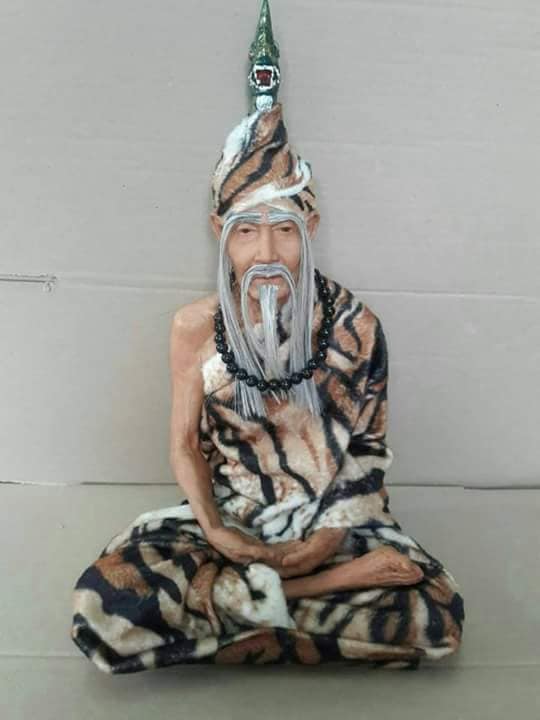 รูปหล่อ รวมแบบต่างๆ พ่อปู่ฤาษี เนื้อเรซิ่น (หน้าตัก9นิ้ว สูง14นิ้ว)