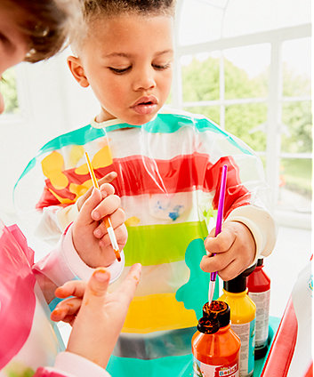 ชุดกันเปื้อนเอนกประสงค์สำหรับเด็ก mothercare ELC Children's Apron (Striped)