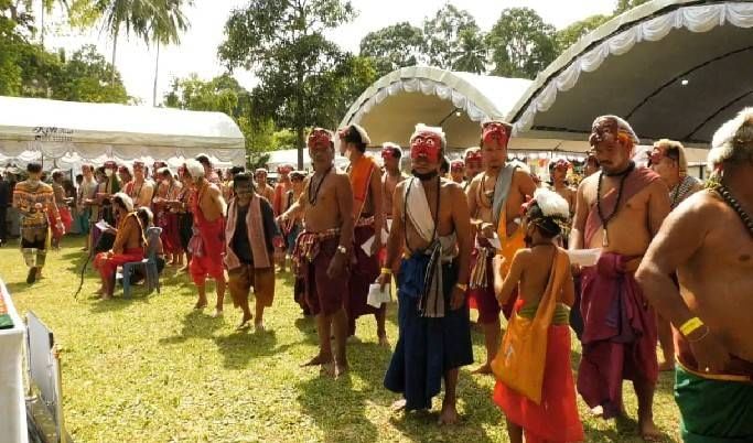 กุมาร หนูนุ้ย (ขนาดพกพา มีกำไลที่ข้อมือ) พิธีใหญ่ รุ่นแรก วัดโมคลาน จ.นครศรีธรรมราช ปี2565 เนื้อโลหะบรอนซ์รมดำ งานระดับจิ้วเวอร์รี่ #รับประกันแท้ - (สมนาคุณของแถมพิเศษเสกในพิธี ลูกปัดมหาเสน่ห์+ดอกบานไม่รู้โรย)