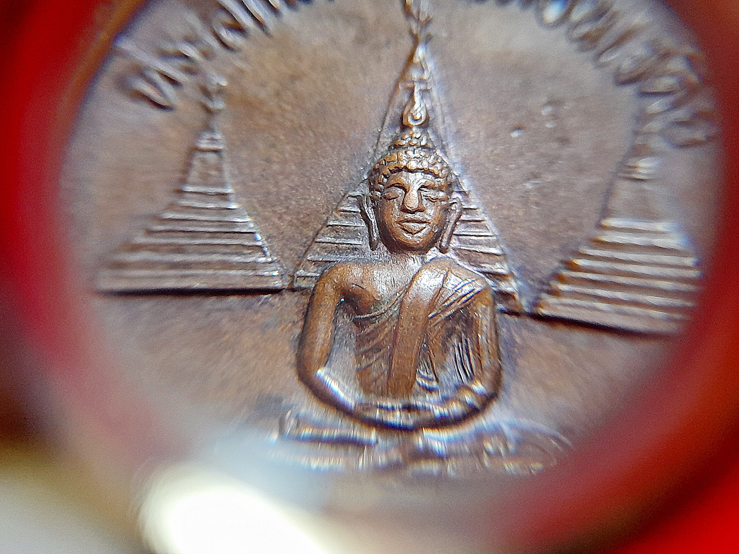 เหรียญพระพุทธ เจดีย์สามองค์ (สมาคมชาวกาญ) ปี2516 (มีลงในหนังสือวัตถุมงคลที่หลวงปู่เดินหนอิเกสาโร ปลุกเสก เล่ม1 หน้า318) #รับประกันแท้ - หลวงปู่ เดินหน อิเกสาโร