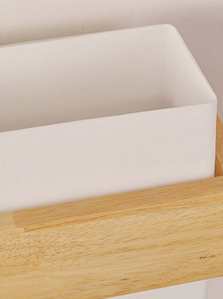 โคมไฟติดผนังไม้โมเดิร์น โป๊ะสี่เหลี่ยม 21.5x16cm [JP4]