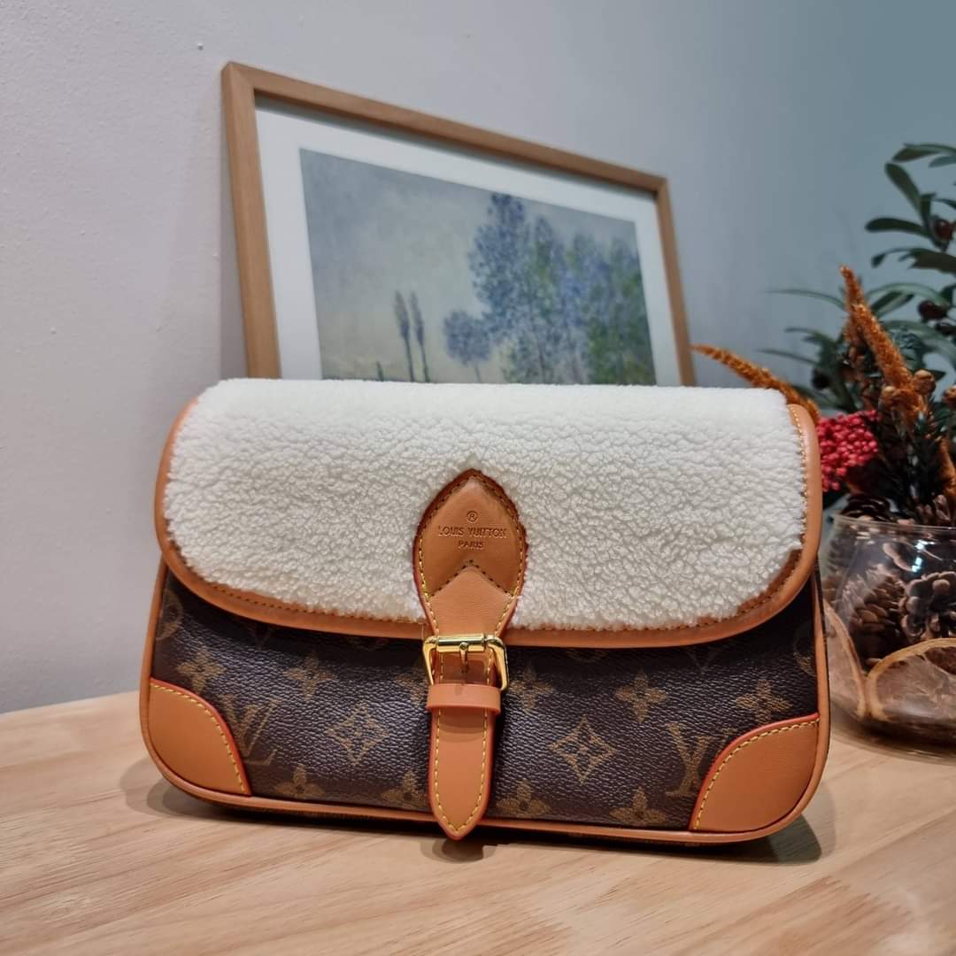 LV DIANE BAG (แอดไลน์ก่อนสั่งซื้อ)