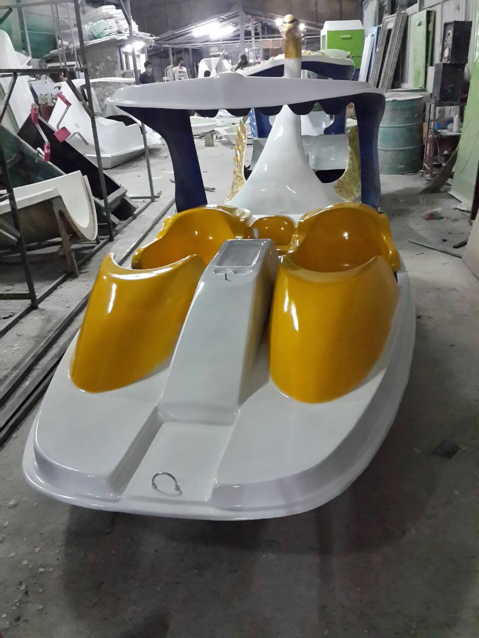 เรือถีบ เรือปั่น เรือจักรยานน้ำ เรือสปอร์ต ไฟเบอร์กลาส fiberglass spins boat