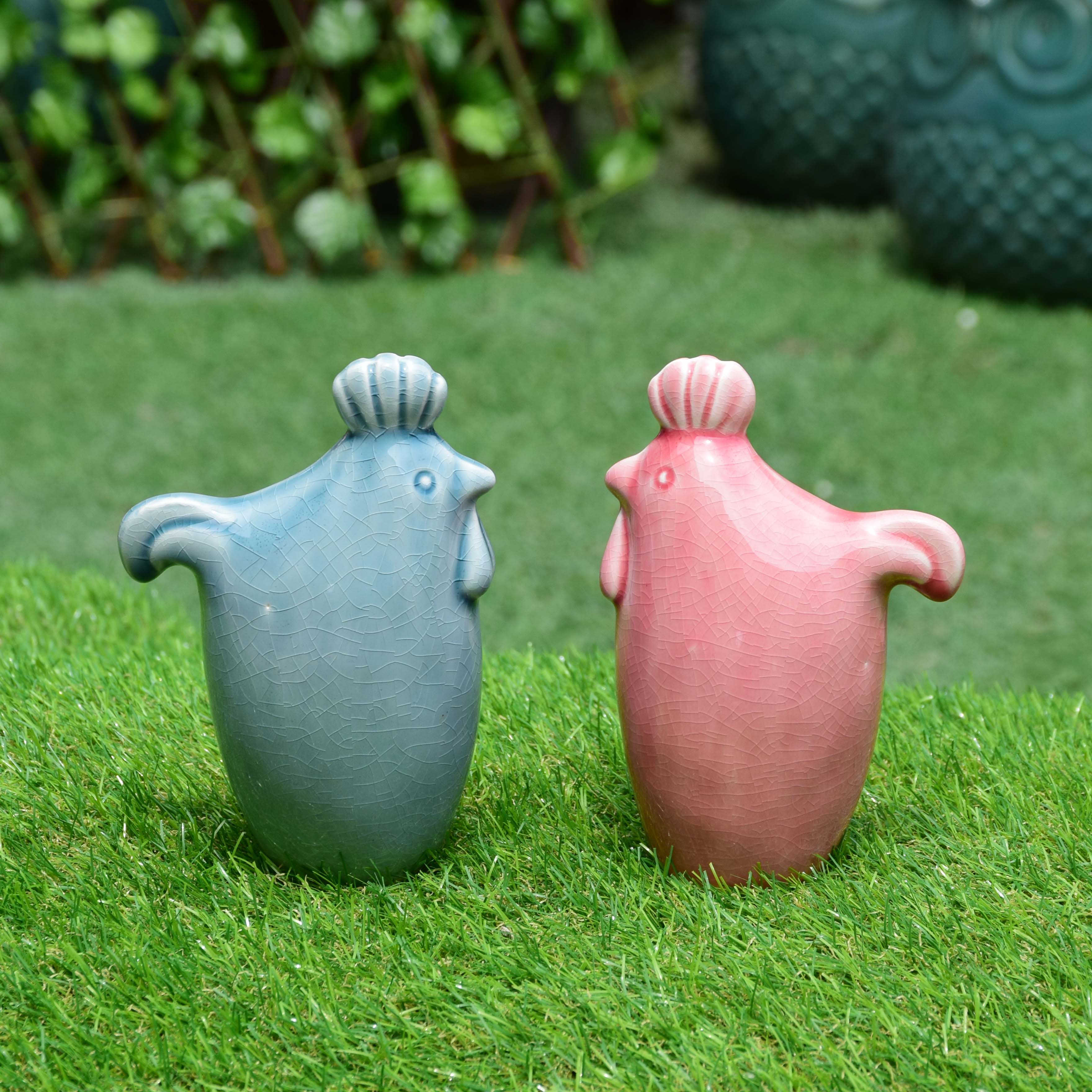 ไก่เซรามิคทรงสูง มีให้เลือก 2 สี