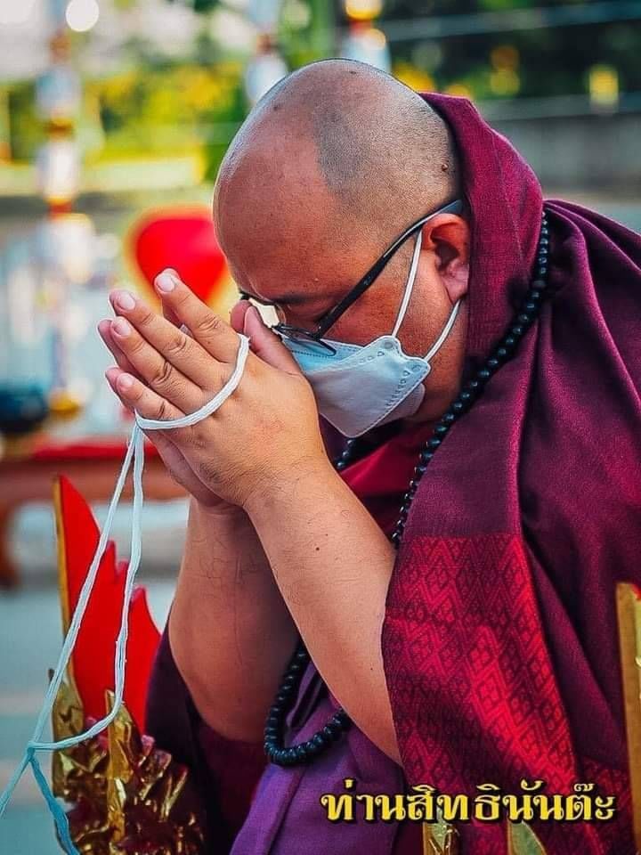 เทพ พญาแมลงภู่คำ หน้าทอง เนื้อสัมฤทธิ์ ผสมชนวนขอมพันปี (บรรจุผงว่าน108 ผงหลวงพ่อเดิม ผงหลวงพ่ออ่อน วัดหนองไผ่) (ปลุกเสก ปี2564-2565) (จัดสร้าง599ตัว) #รับประกันแท้